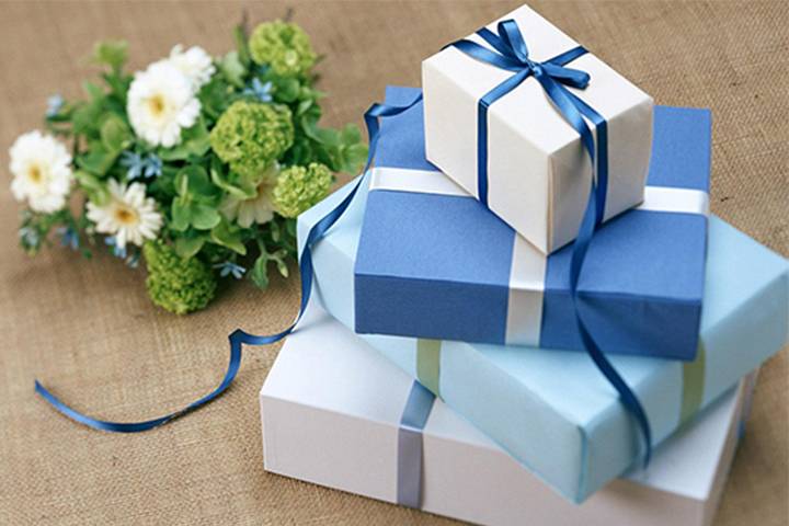 1080x900 755431 spring-presents.jpg t_news