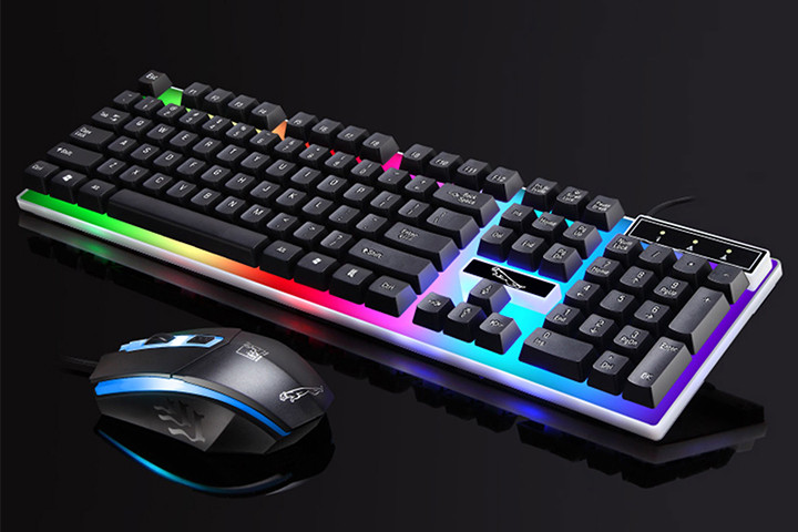 Компьютерная периферия в подарок  